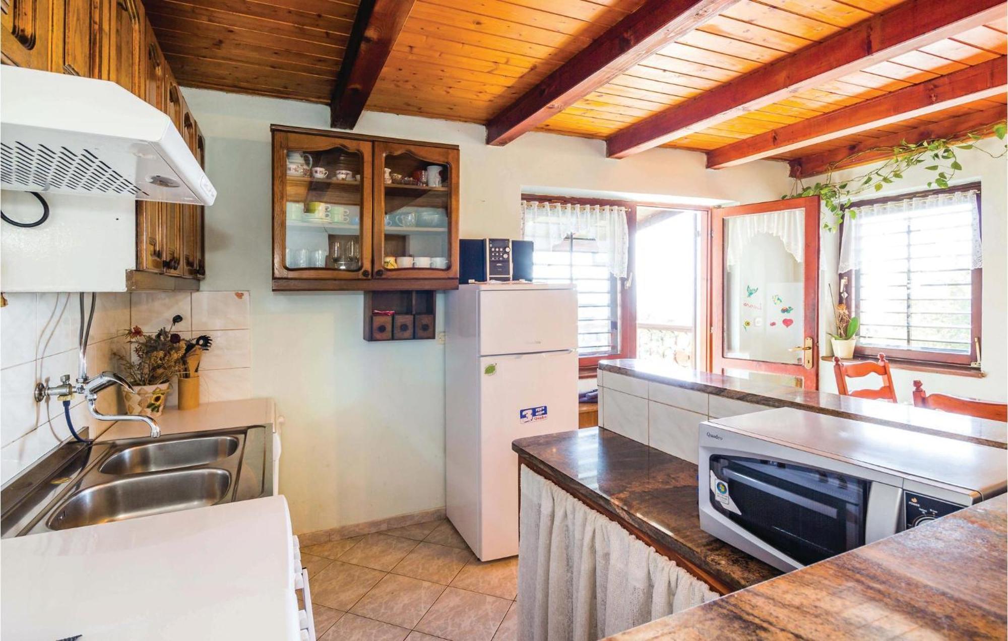 Awesome Apartment In Lovran With House Sea View Dış mekan fotoğraf
